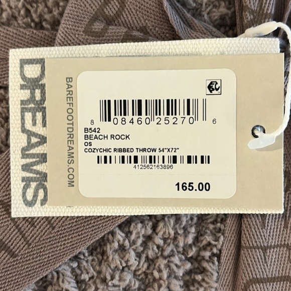 NWT Barefoot Dreams CozyChic Ribbed Throw in Beach Rock